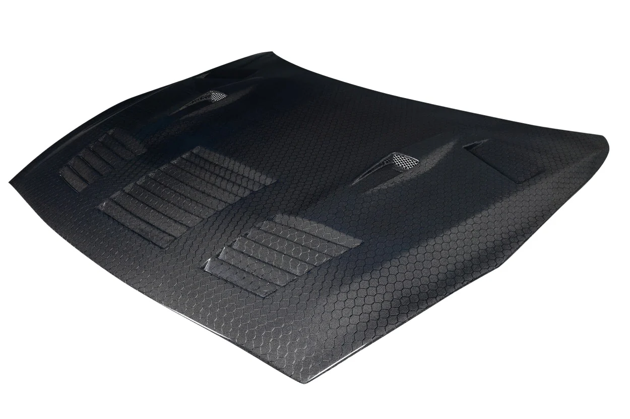 Nissan GT-R R35 (2009-2016) Carbon Fiber Geo6ix GT2 Hood - Image 3